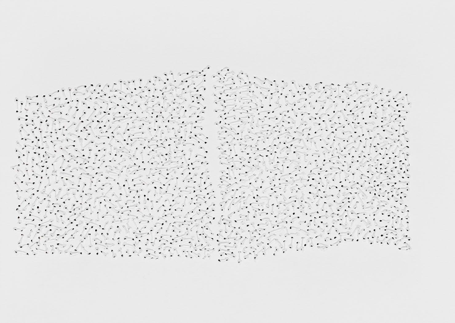 Susanne Lyner, 2020-21_Nr.13_14,8x10,5_umgarntes, Garn auf Karton, je 10,5 x 14,8 cm