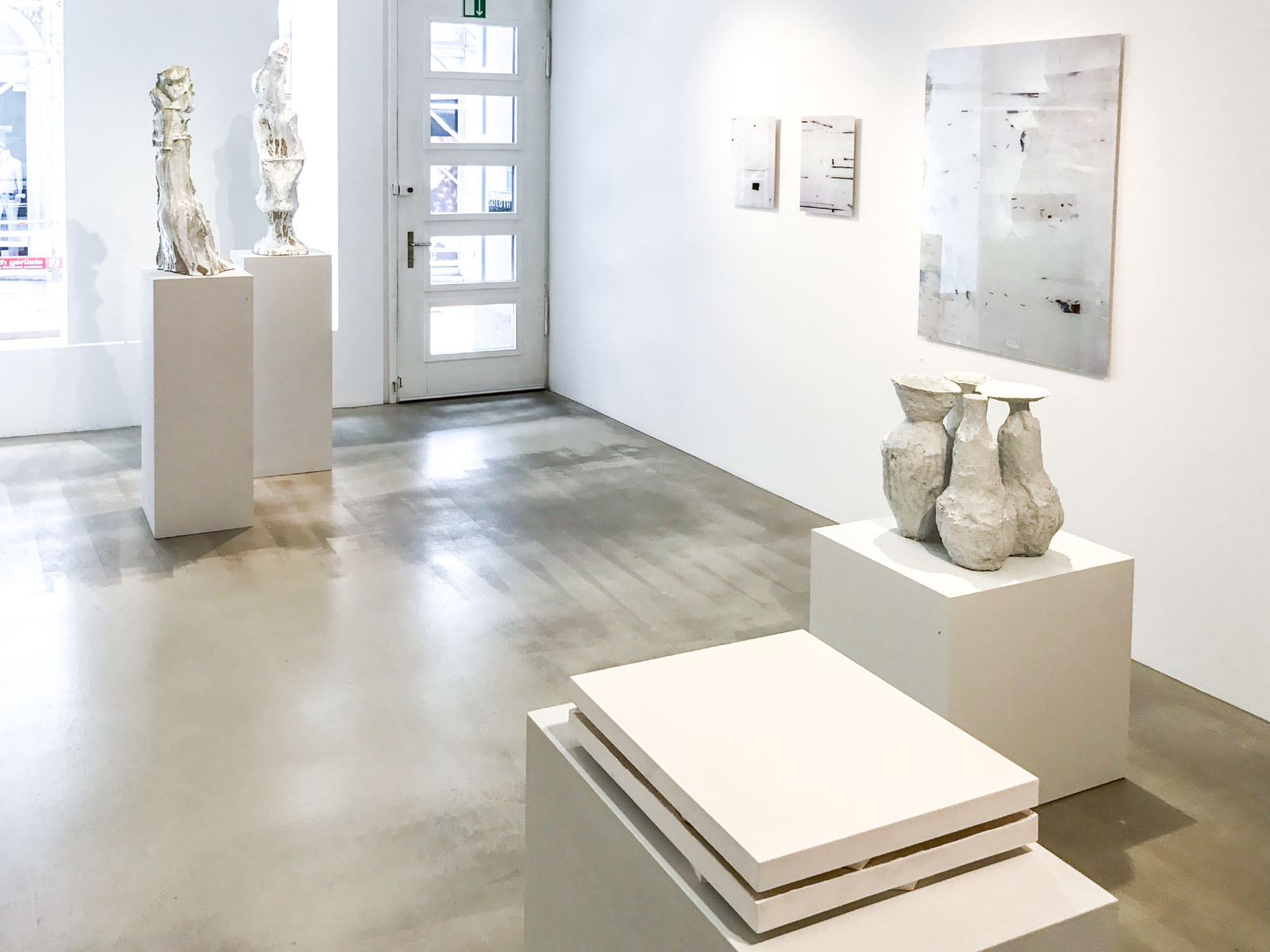Arnold Annen, Verena Baumann, Michael Cleff, Daphne Corregan, Gundi Dietz, Nikola Dimitrov, Violette Fassbaender, Sonya Friedrich, Annatina Graf, Susan Hodel, Simon Horn, Audrius Janusonis, Dorothee Joachim, Doris Kaiser, Yeunhi Kim, Harald Kröner, Kumiko Kurachi,Rudy Lanjouw, Susanne Lyner, Jean Mauboulès, Jörg Mollet, Johannes Nagel, Sasha Pichushkin, Valda Podkalne, Sarah Pschorn, Takashi Suzuki, Johan Tahon, Akio Takamori, Ursus A. Winiger, Thomas Woodtli